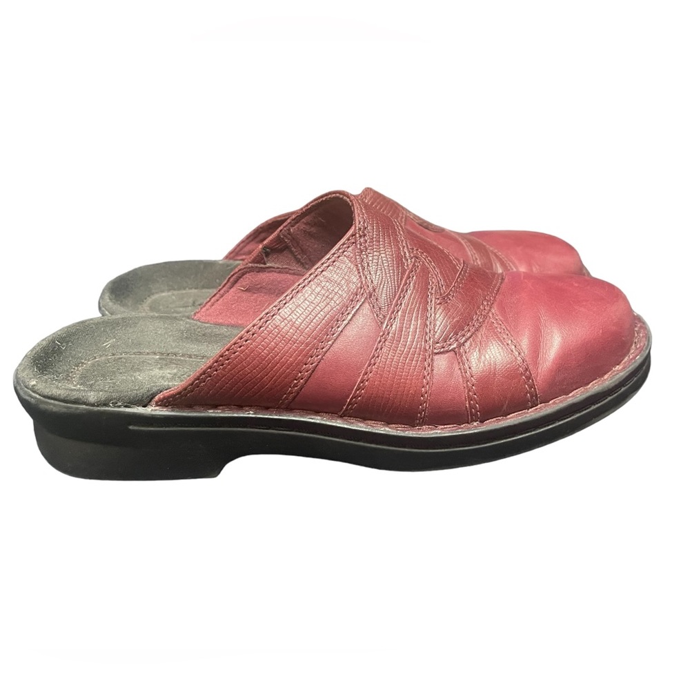 Clarks Crimson Leather Slip-On Clog Mules Slide Womens Size 7M‎